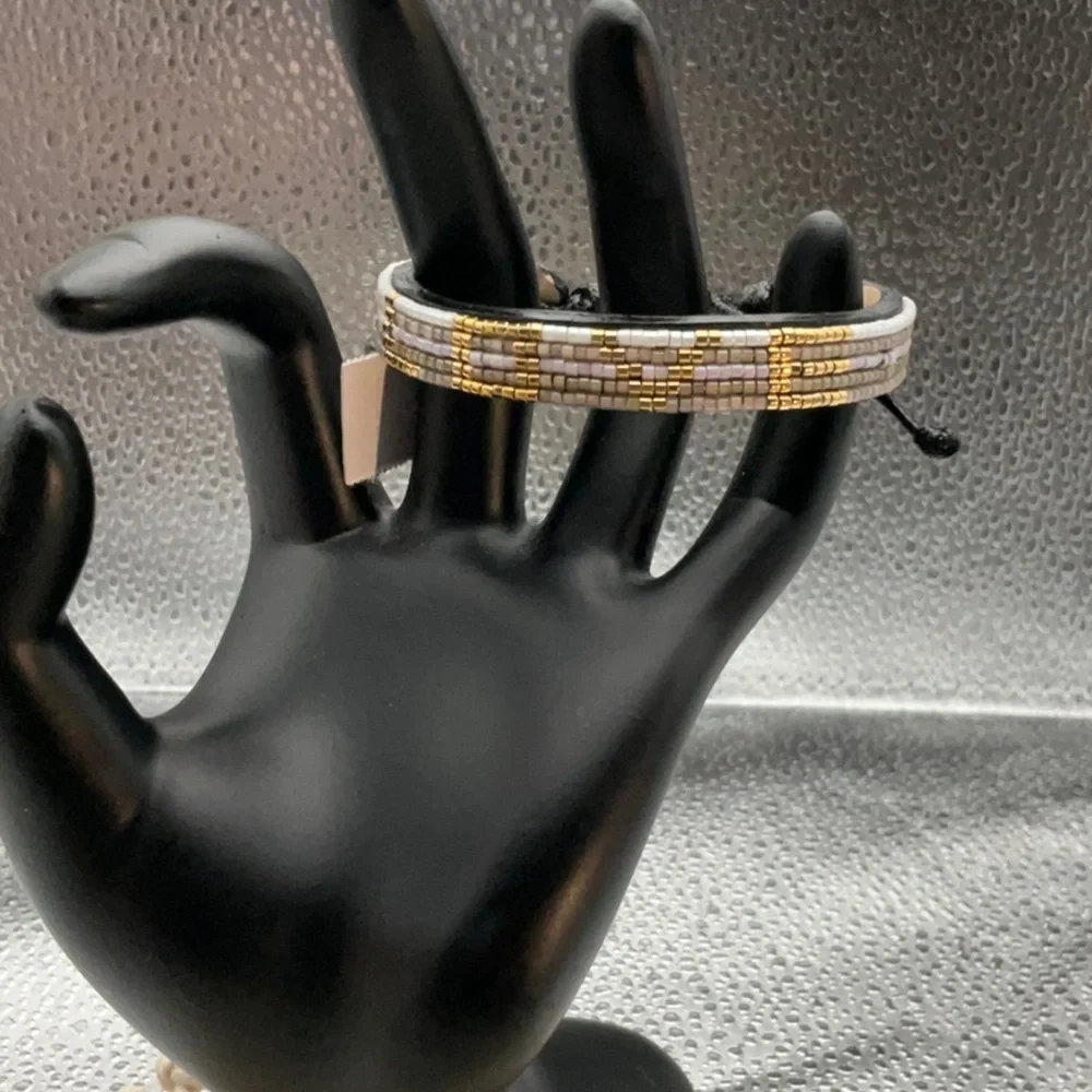 NWT love beaded friendship bracelet on leather - Picture 2 of 3